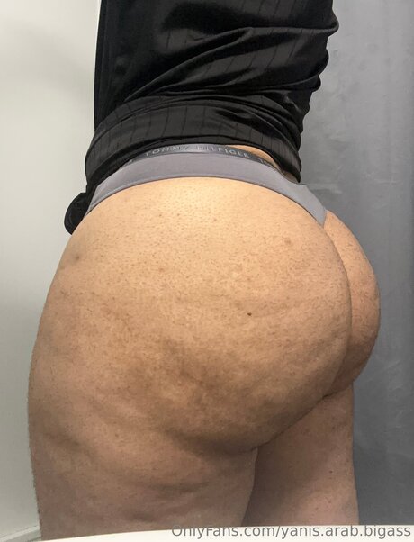 Yanis Arab Bigass onlyfans nudes leaks