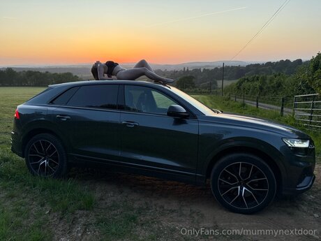 Mummynextdoor feet onlyfans