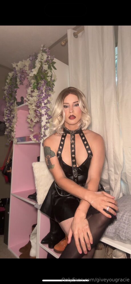 Giveyougracie feet onlyfans