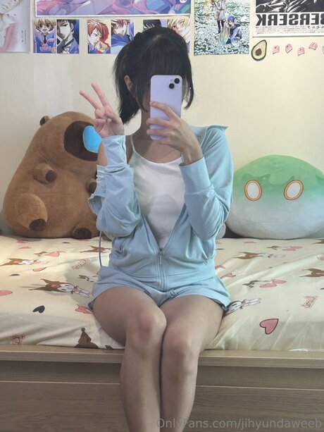 Jihyundaweeb boobs onlyfans