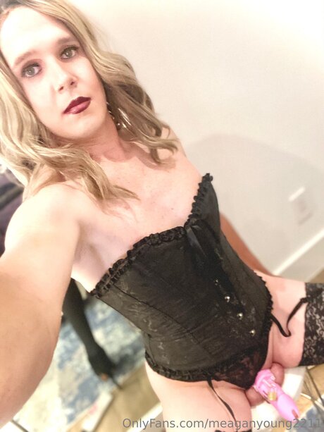 Meaganyoung2211 only fans review