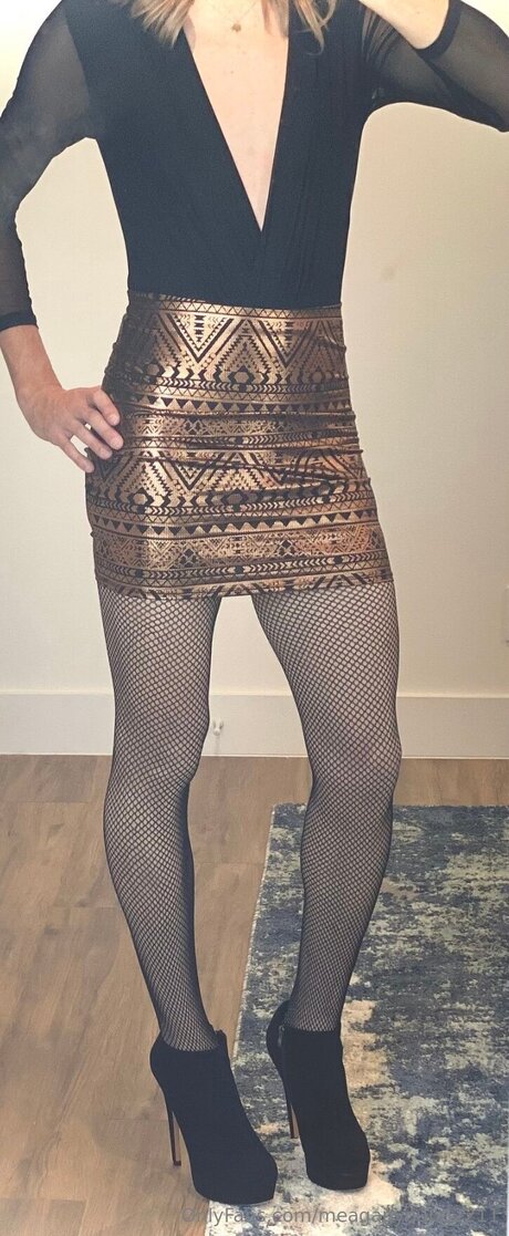 Meaganyoung2211 onlyfans model photo