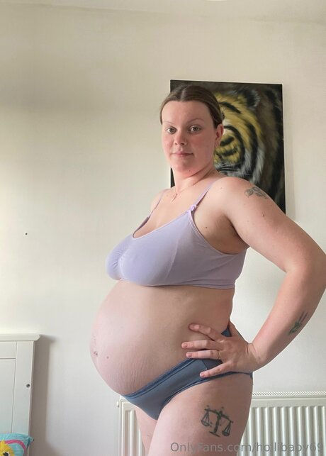 Hollibaby69 porn onlyfans