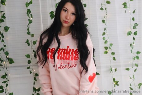 Lenadanzarafreepage leaked onlyfans free