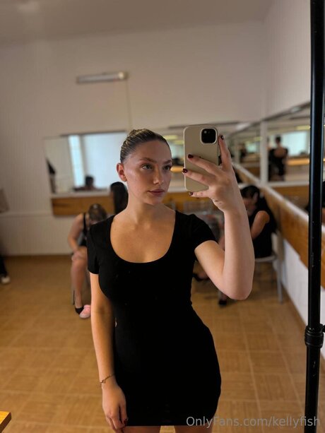 Kellyfish onlyfans model photos