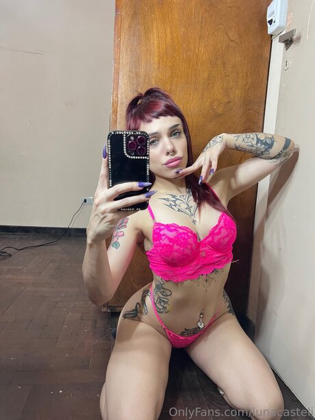 Lunacasteli onlyfans leams