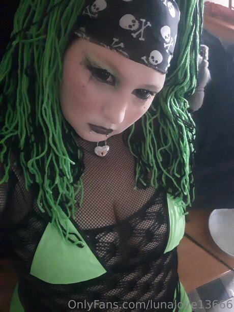 Lunalove13666 onlyfans striptease