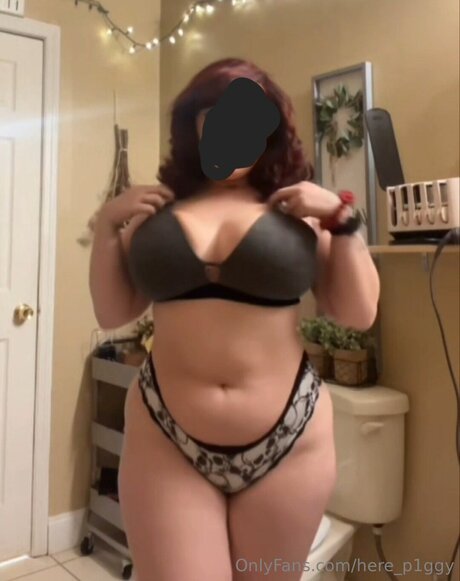 Here P1ggy leak onlyfans nude