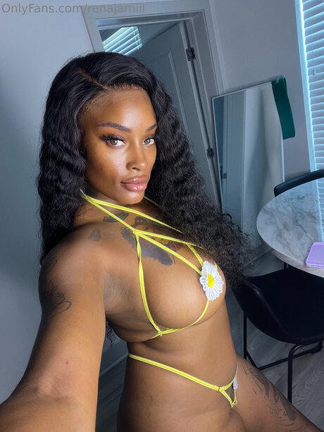 Yourfavgirlrw only fans naked