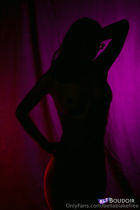 Bellablakefree onlyfans naked pics