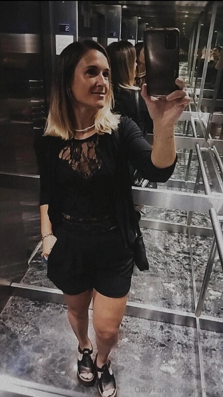 Lunanueva28 onlyfans post