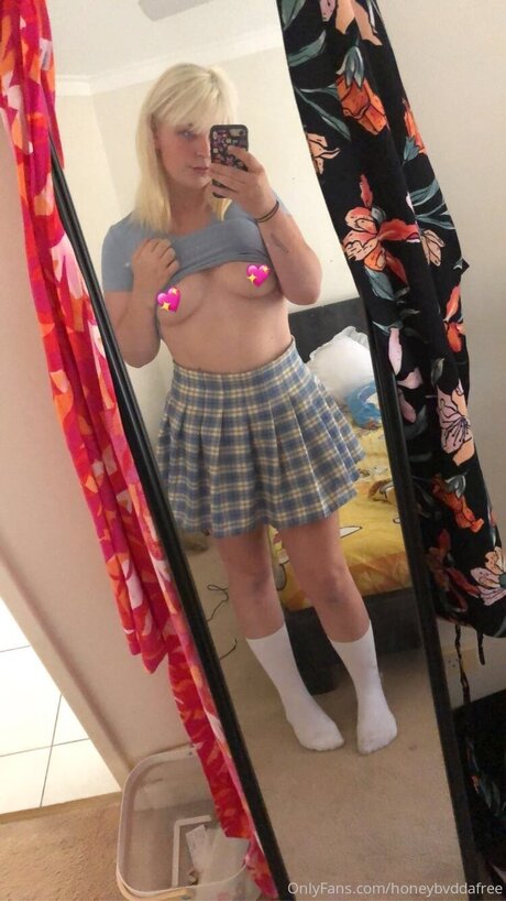 Honeybvddafree onlyfans sex tape