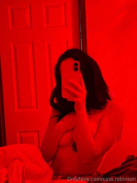 Cass Robinson onlyfans nudes leak