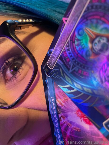 Itsjustbree desnuda onlyfans