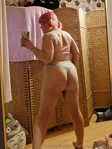 Charlottebunnybun onlyfans pics