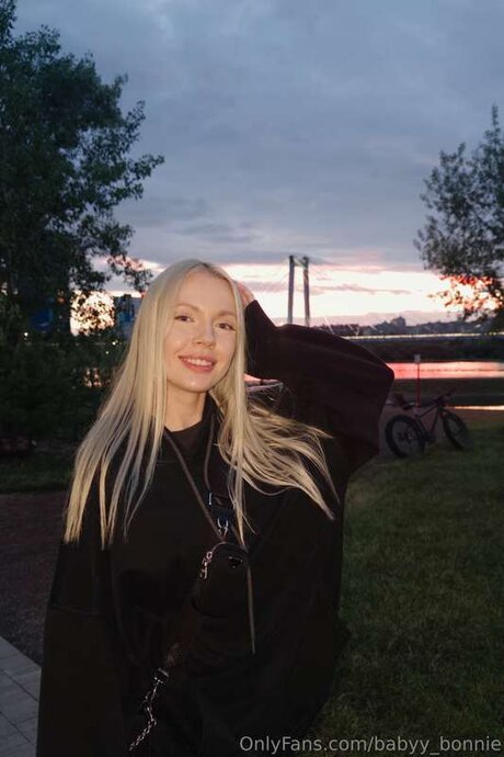Babyy Bonnie onlyfans sex tape