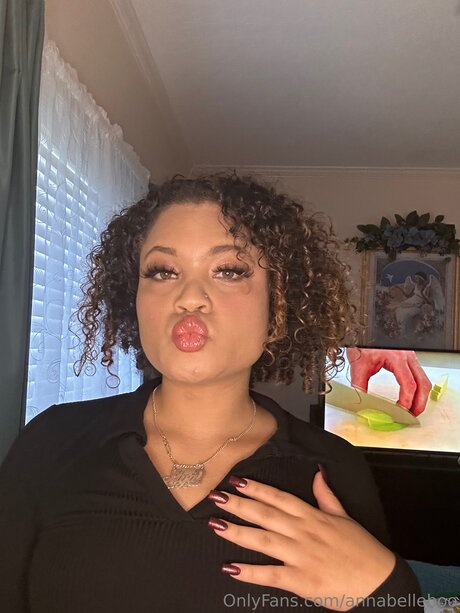 Annabellebooo nude onlyfans leaks