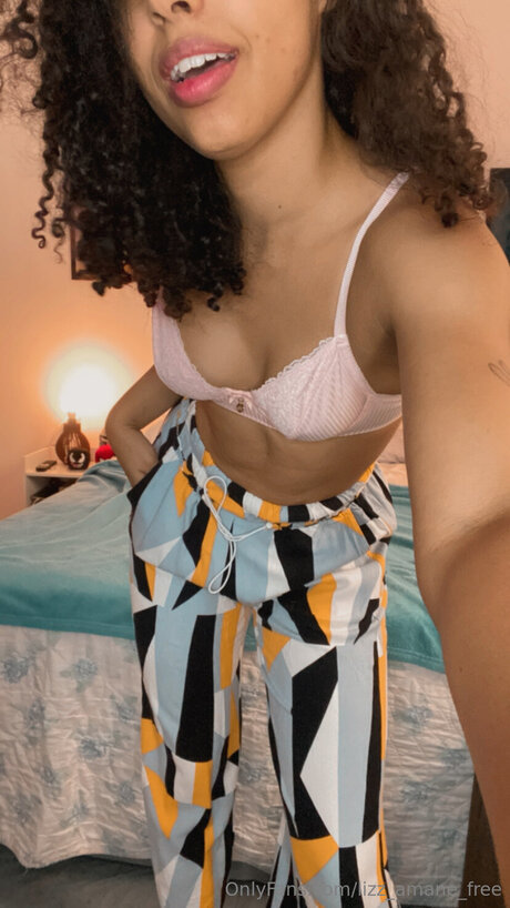 Lizz Nks onlyfans boobs