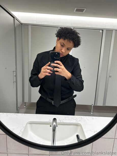 Blankslatee onlyfans x
