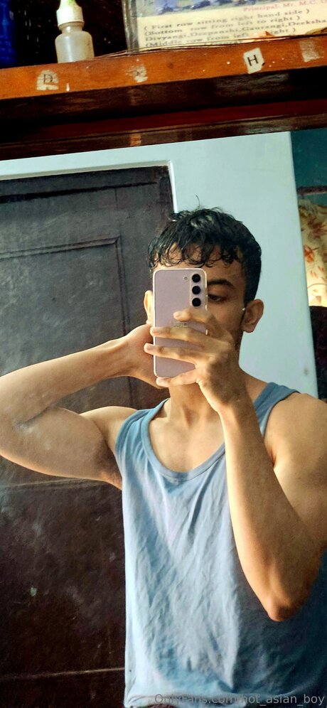 Hot Asian Boy onlyfans leak nudes