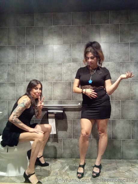 Hotstepmomcasey leaks onlyfans