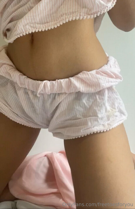 Freetoesforyou naked onlyfans