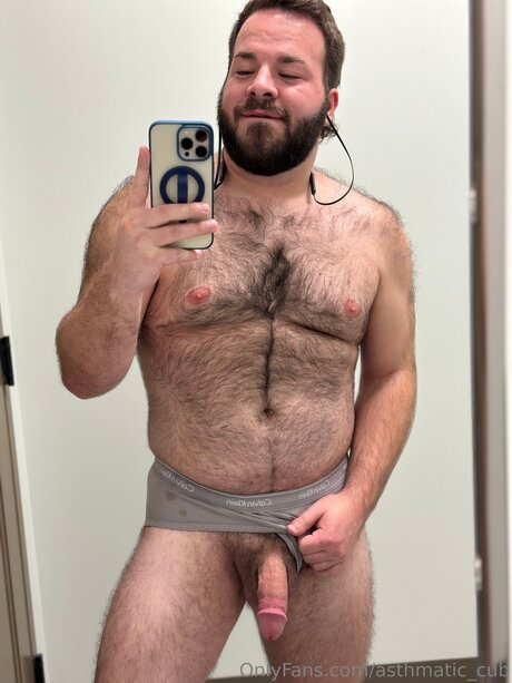 Asthmatic Cub onlyfans