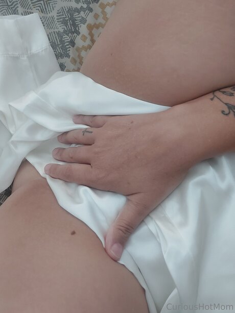 U27739437 onlyfans content type