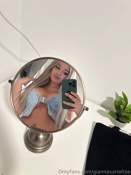 Giannaxariafree new onlyfans