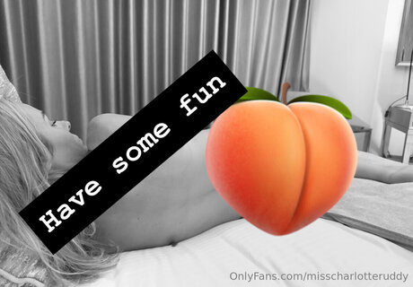 Misscharlotteruddy onlyfans strip tease