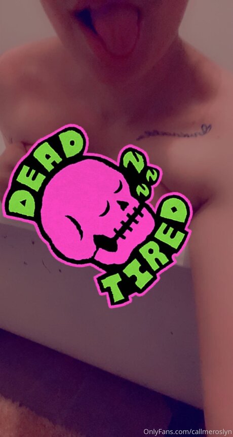 Callmeroslyn onlyfans model images