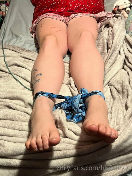 Harleyquinn10124 onlyfans lesk