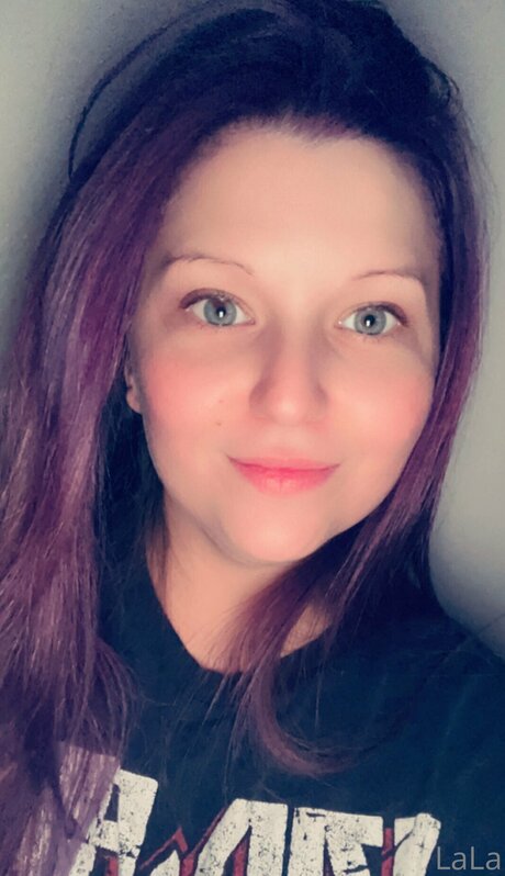 Goldengurl999 only fans pictures