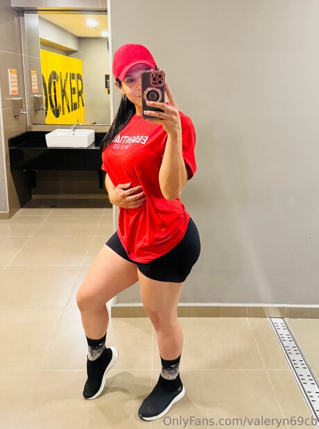 Valeryn69cb nude only fans
