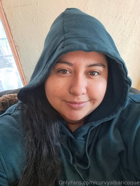 Curvyalbaricoque leak onlyfans nude