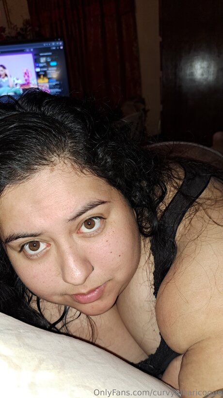 Curvyalbaricoque only fans review