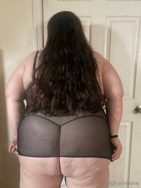 Stephanielove92 onlyfans model photos