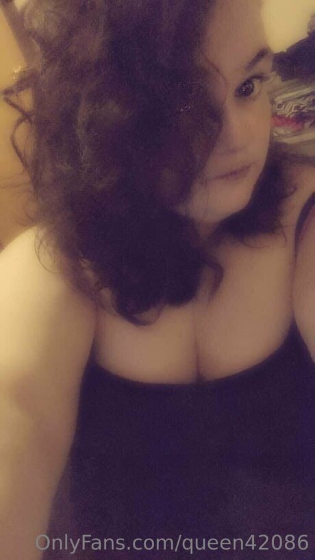 Curlytop1015 onlyfans desnuda