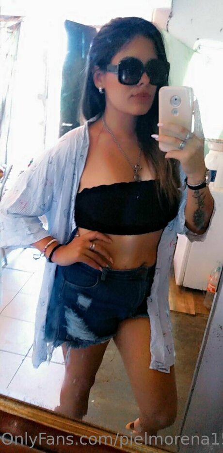 Pielmorena1506 naked onlyfans