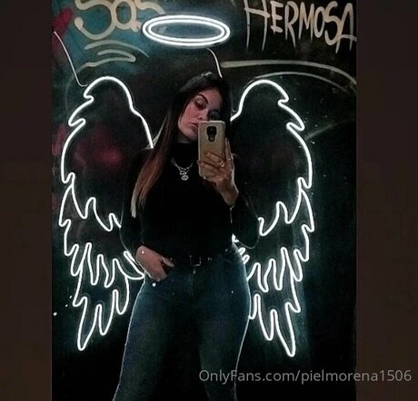 Pielmorena1506 only fans leaked