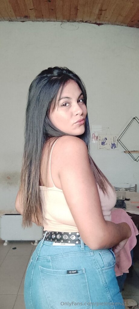 Pielmorena1506 porn onlyfans leak
