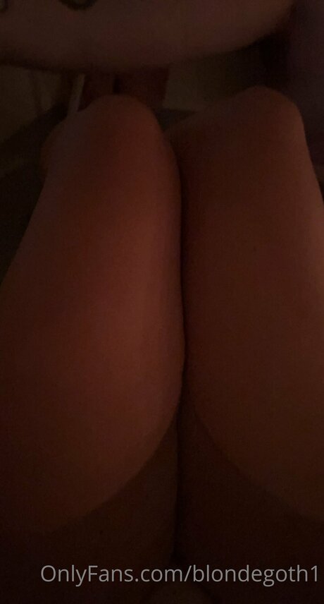 Blondegoth1 nudes onlyfans leaks