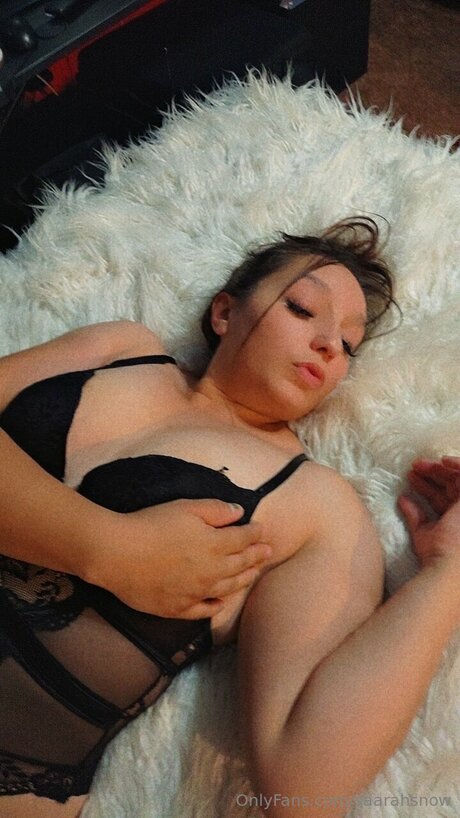 Saarahsnow onlyfans leaked