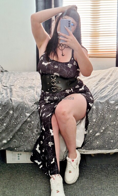 Mrsfoxypanda new onlyfans