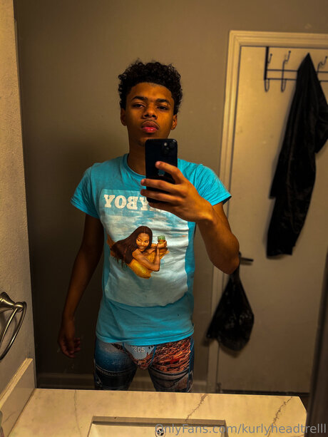 Kurlyheadtrelll onlyfans pics