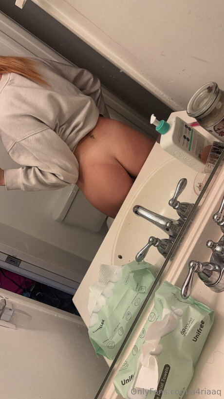 Itsariellexxx naked onlyfans leak