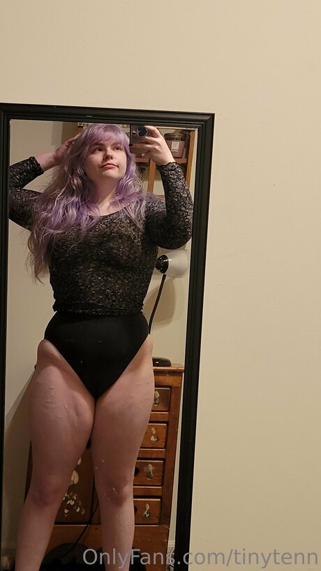Tinytenn nude only fans