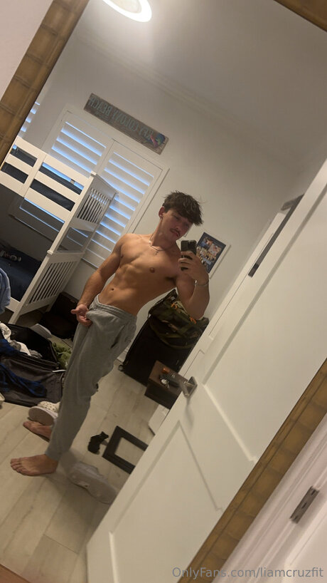 Liamcruzfit onlyfans xx