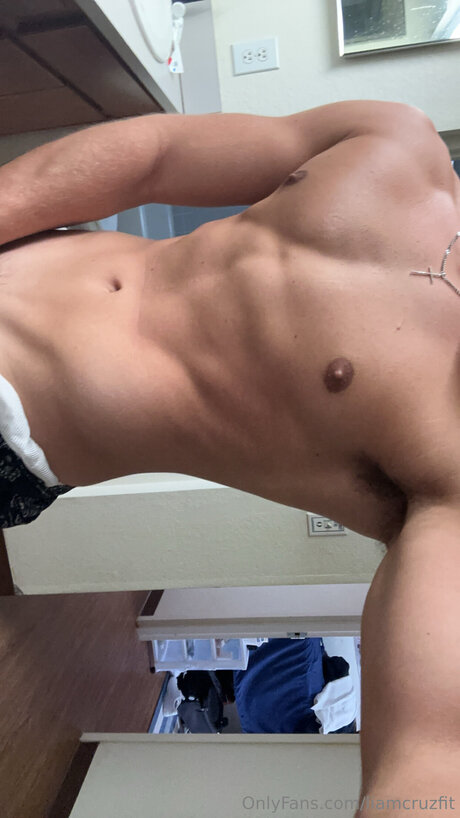 Liamcruzfit porn onlyfans leak