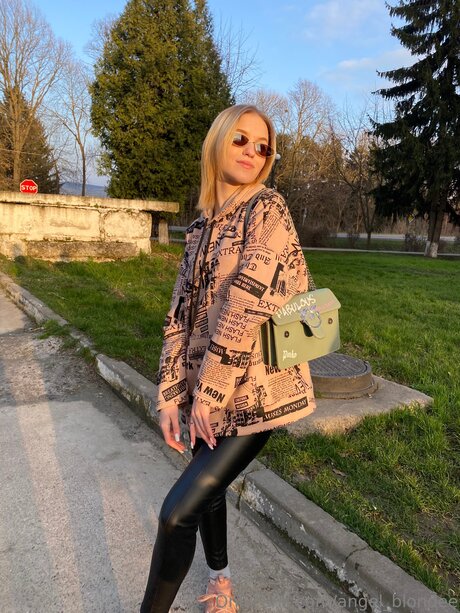 Angel Blondee onlyfans porn nude